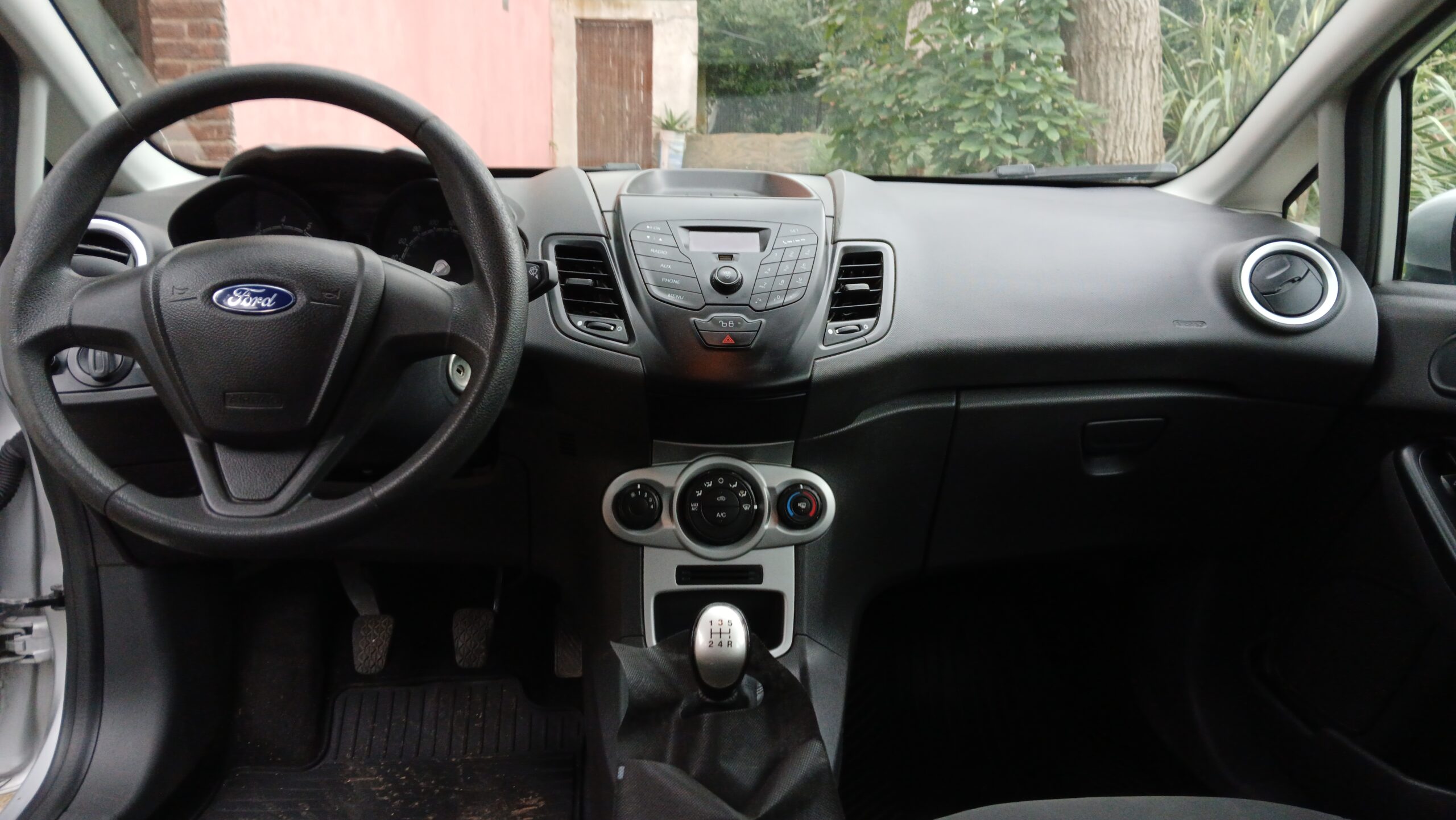 VENDIDO Ford Fiesta S 2016 - Imagen 6